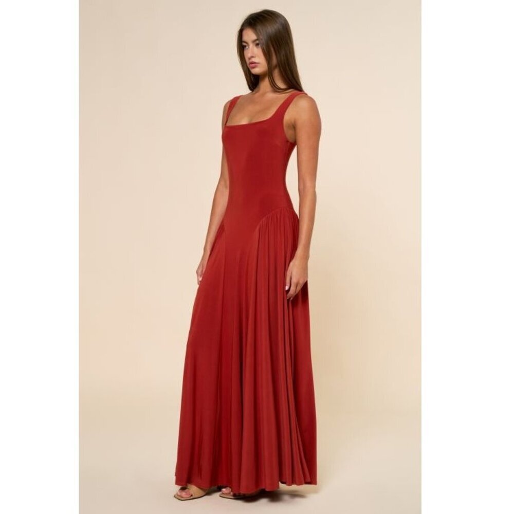 Effortlessly Chic Jersey Maxi Sleeveless Dress in Rust